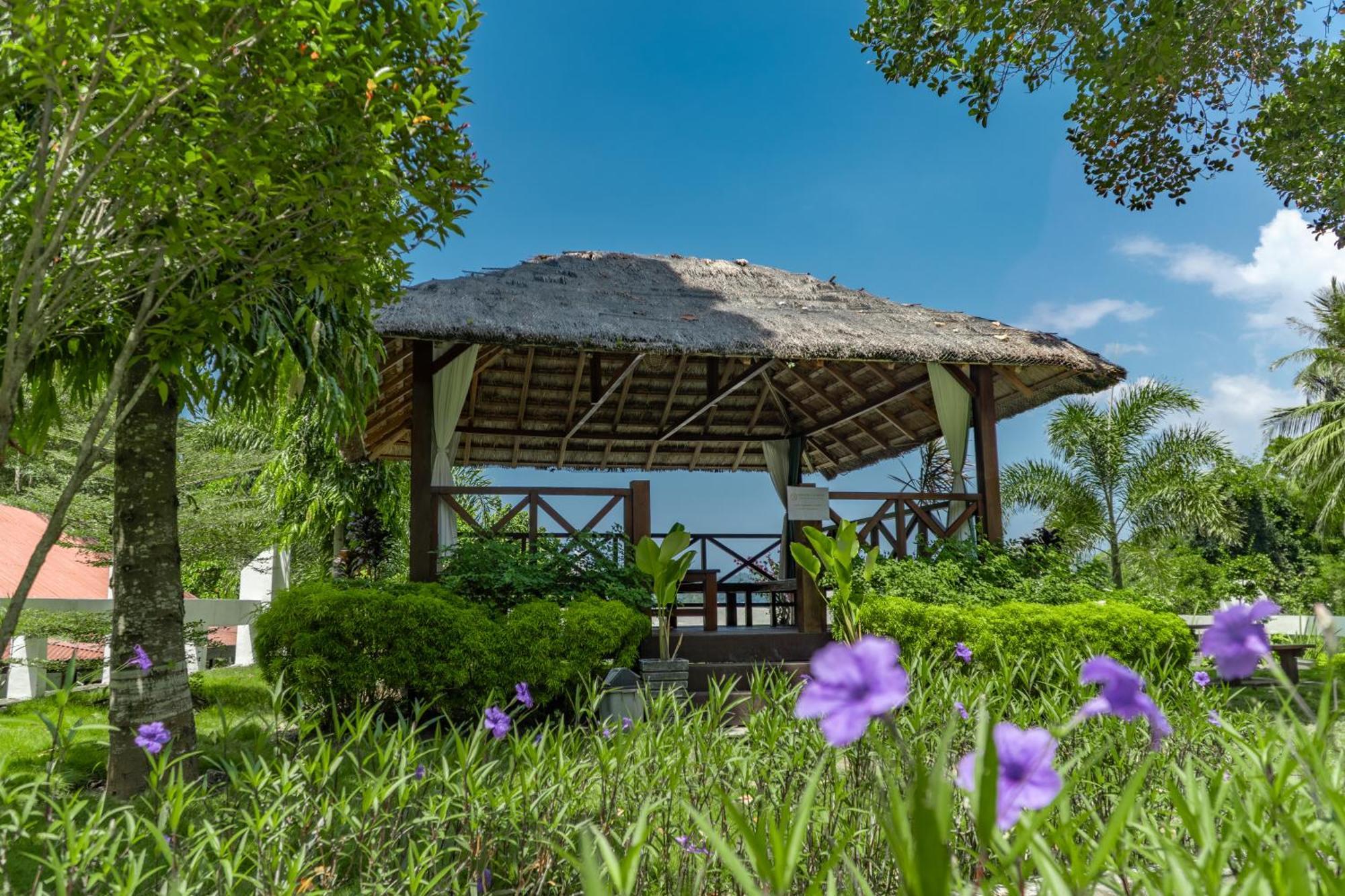 The Hawk'S Nest Resort Sabang  Exterior photo