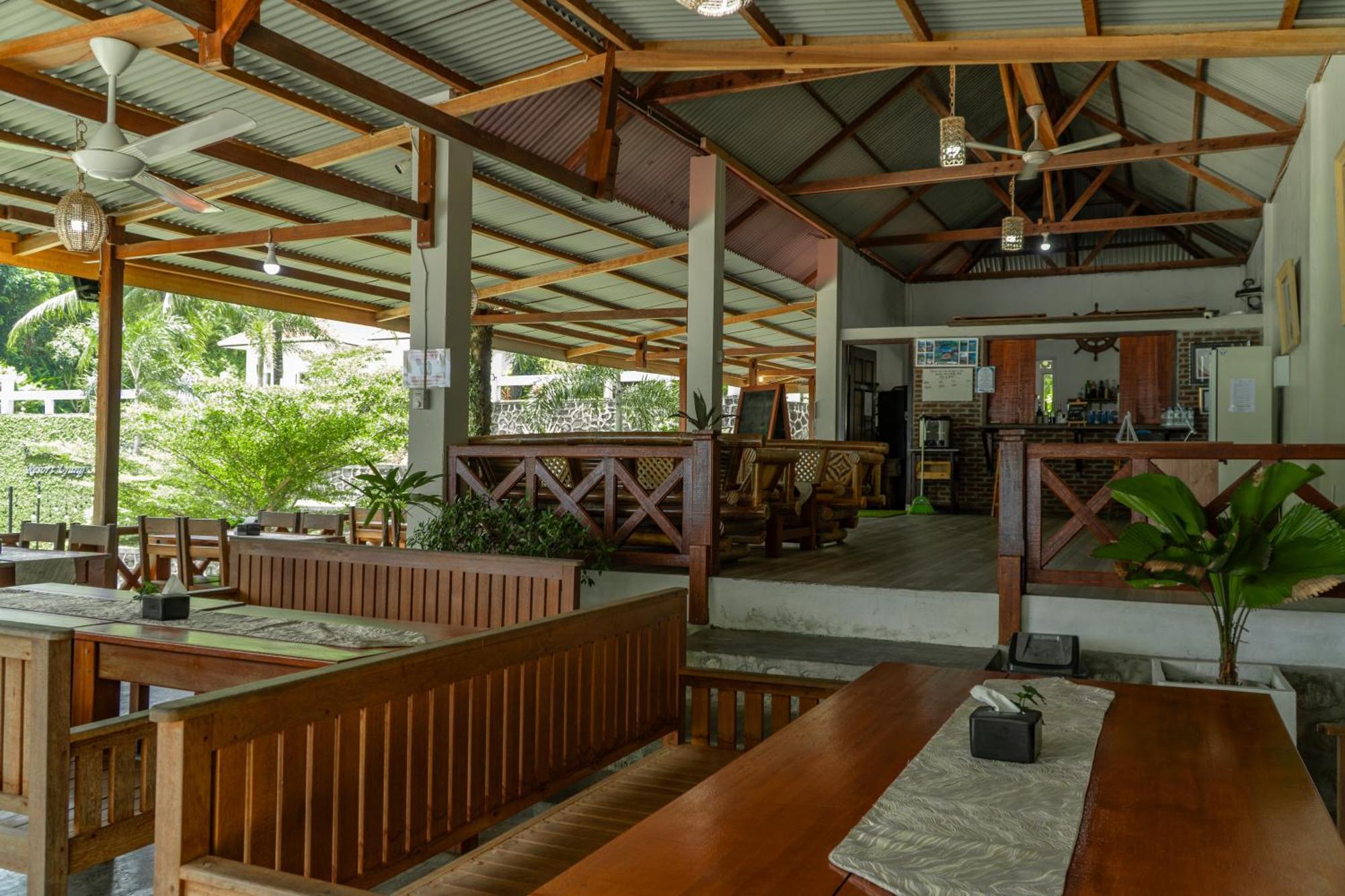 The Hawk'S Nest Resort Sabang  Exterior photo